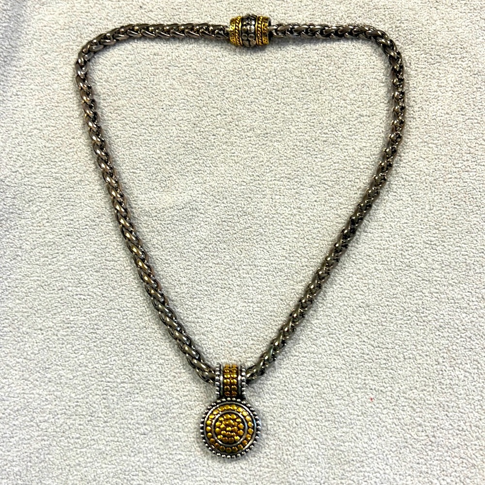 Costume jewelry, collar necklace